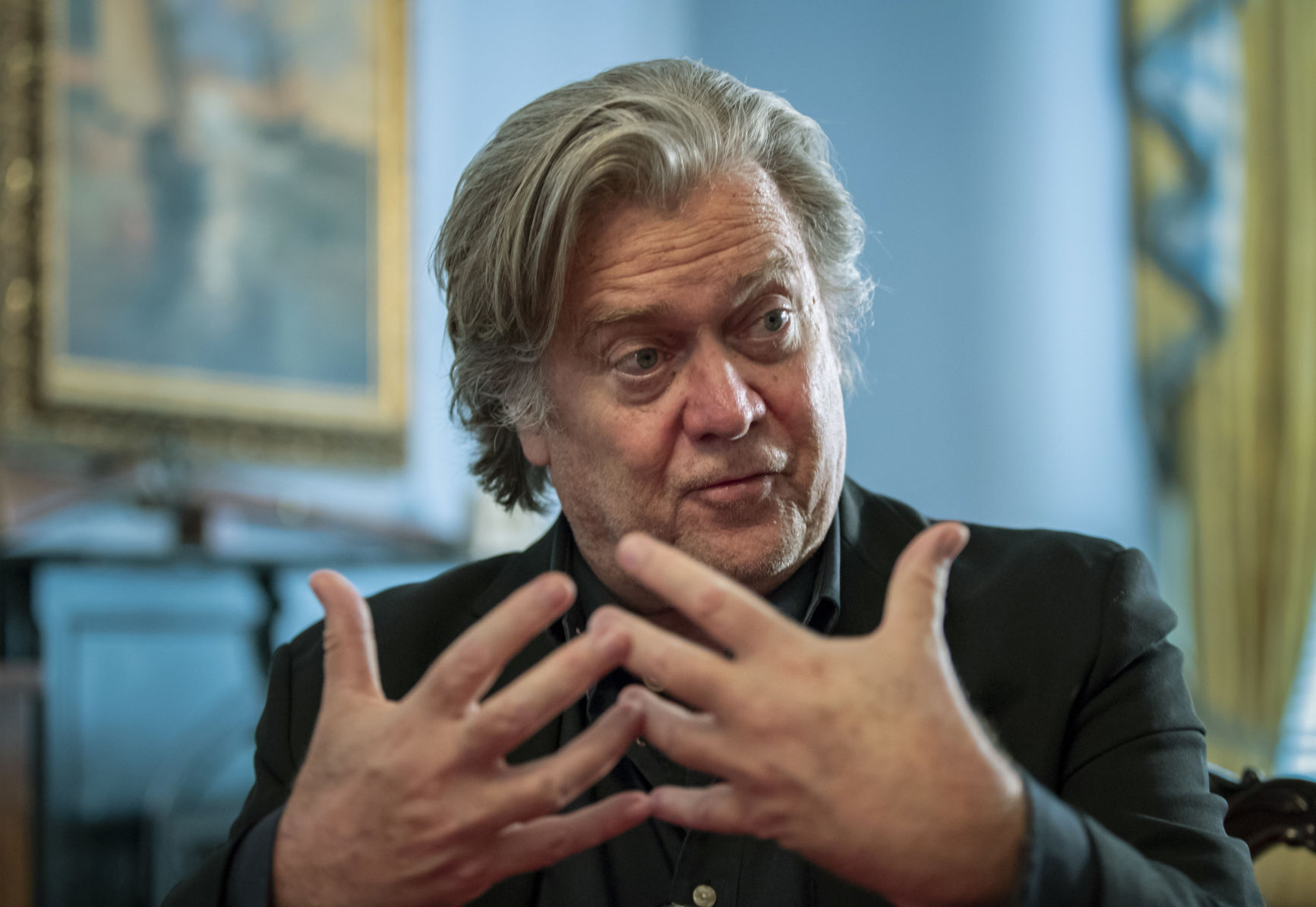 Steve Bannon says GOP must rally behind Trump to survive